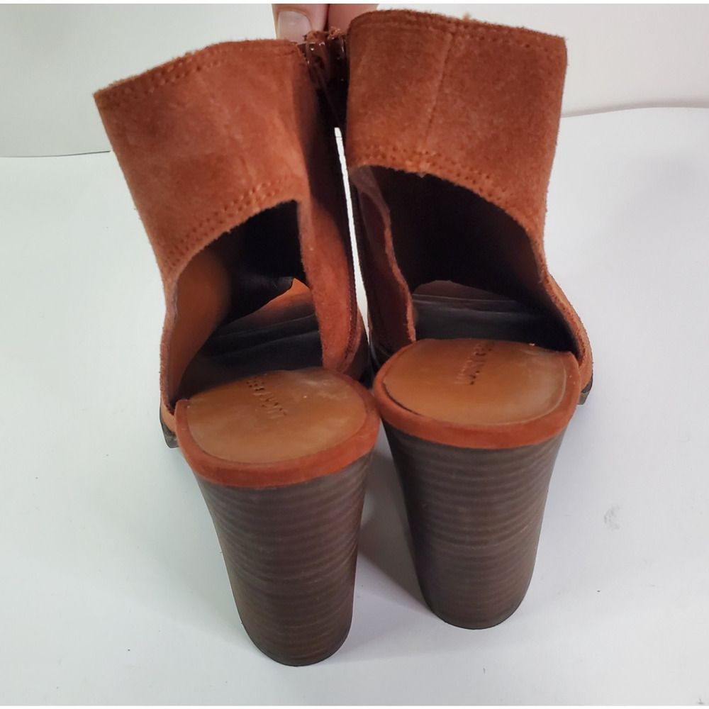 Lucky Brand Women's S 9M Listana Suede Embroidered Peep Toe Burnt Orange Booties - Picture 8 of 13